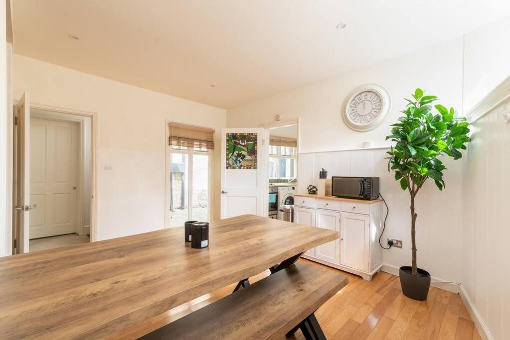 Look No Further The Stable Block In Beautiful Beaufort House 2 Bedrooms บาธ ภายนอก รูปภาพ